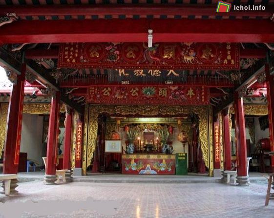 Miếu Phước Đức là một trong những miếu cổ lâu đời và có giá trị nghệ thuật nhất của Việt Nam