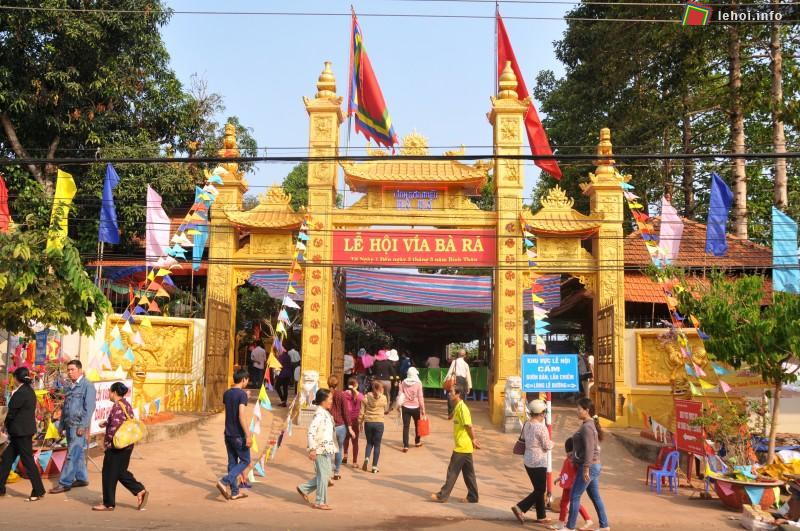 Lễ hội Miếu Bà tại tỉnh Bình Phước