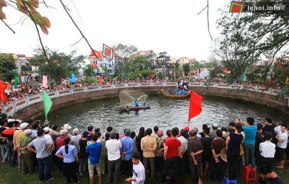 Lễ Hội Làng Lệ Mật tại Hà Nội