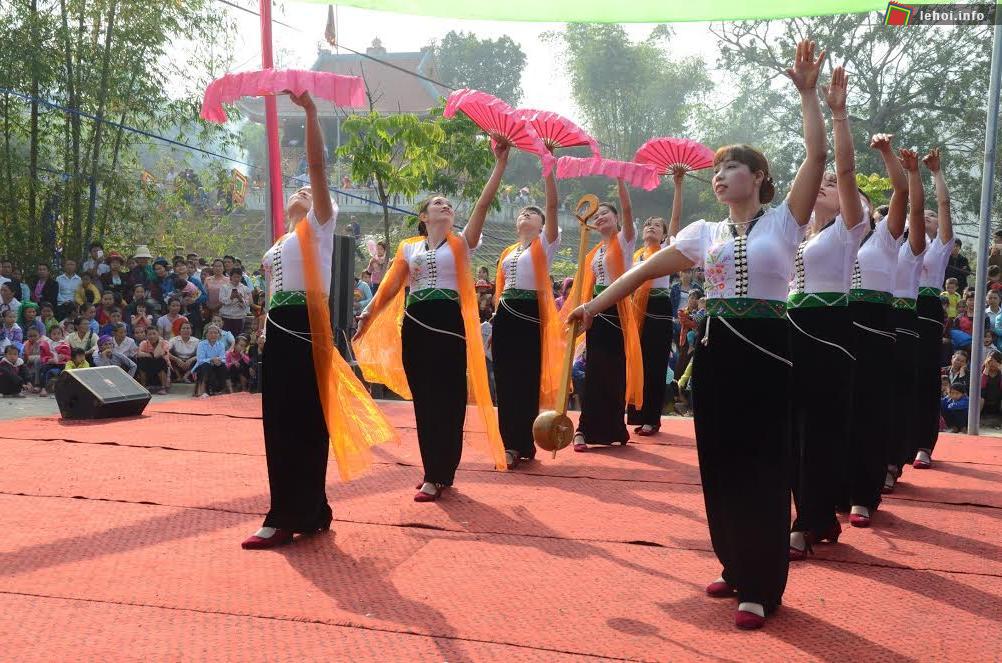 Tưng bừng lễ hội Nàng Han