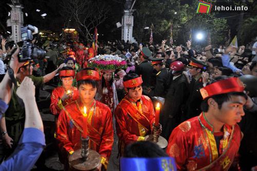 Lễ khai ấn đền Trần