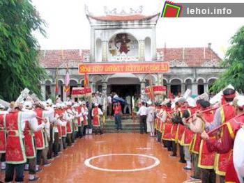 Đặc sắc lễ hội Quan Lạng