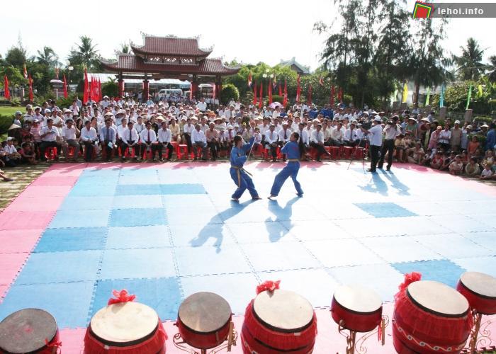 Đấu võ trong ngày hội Nguyễn Đình Chiểu