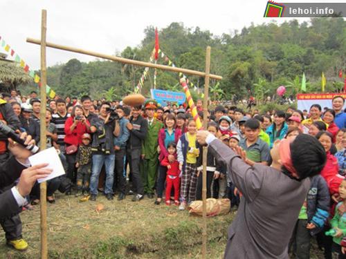 Trò chơi dân gian đập niêu