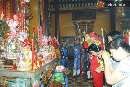 Lễ hội cúng bà ở Miễu tại Đồng Nai