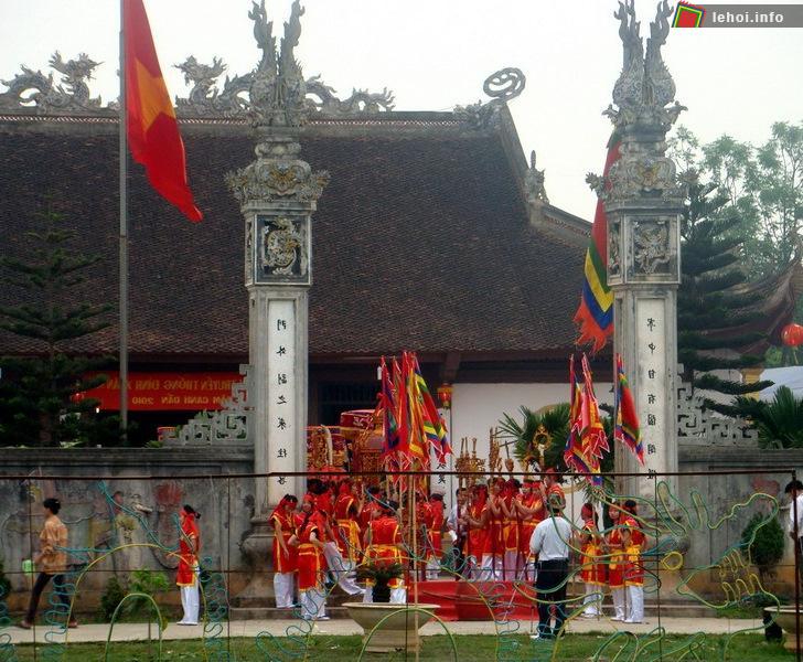 Lễ hội đình Đá tại Hà Nam