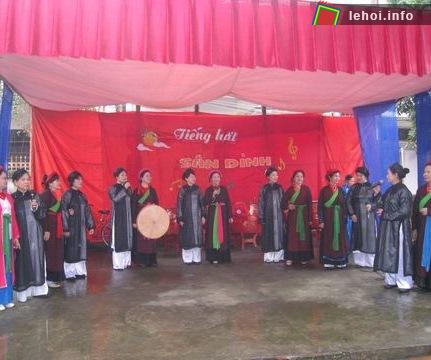 Màn hát dân gian truyền thống trong ngày hội