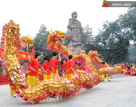 Tiết mục múa rồng đặc sắc