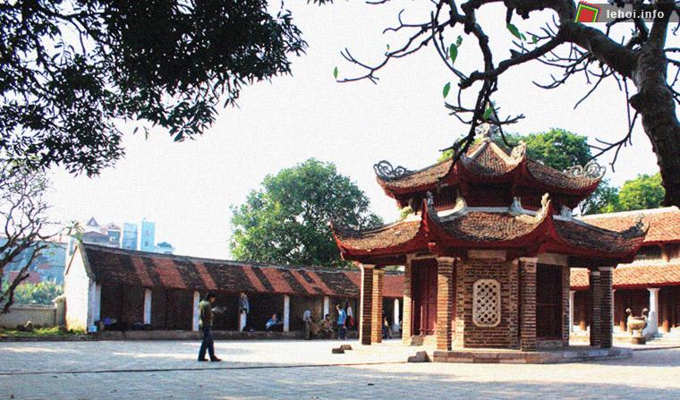 Khuôn biên Chùa Láng