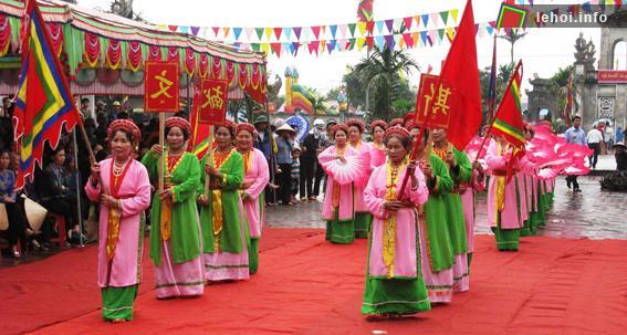 Nghi lễ xếp chữ trong ngày hội