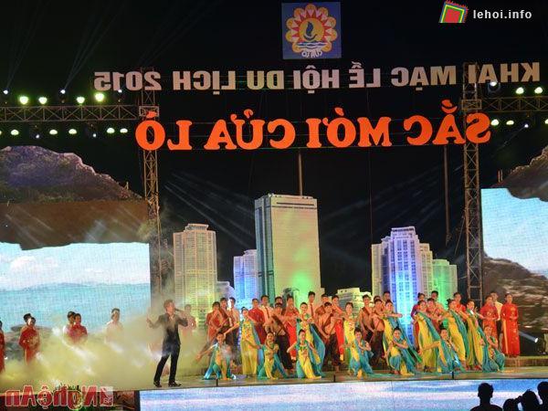 Chương trình văn nghệ chào mừng lễ hội du lịch Cửa Lò