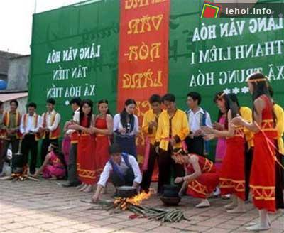 Thi nấu bồi ngô ở hội rằm tháng ba Minh Hóa
