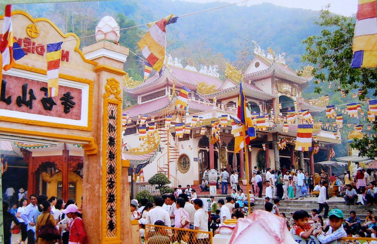Lễ hội núi Bà Đen