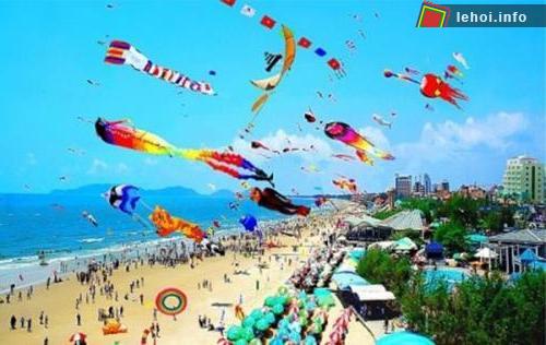 Đủ các loại diều bay trên bầu trời Đà Nẵng
