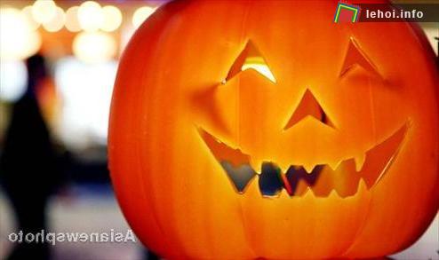 Ngắm phố phường tràn ngập không khí Halloween tại Trung Quốc ảnh 1