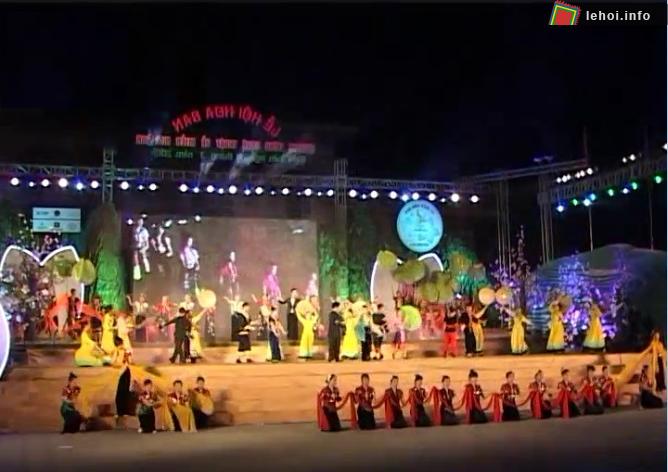 Chương trình biểu diễn nghệ thuật tại Lễ hội Hoa Ban 2015