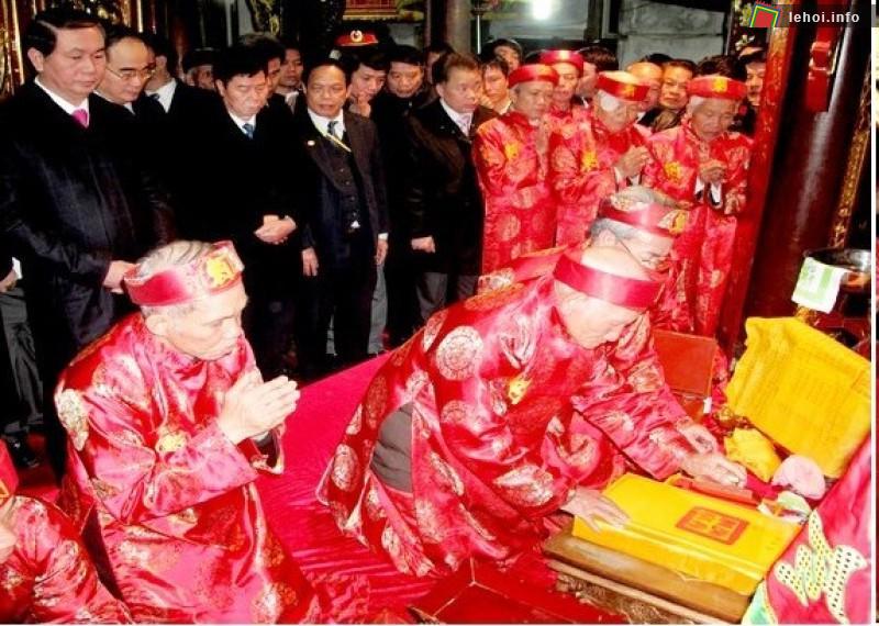 Nghi lễ khai ấn đền Trần