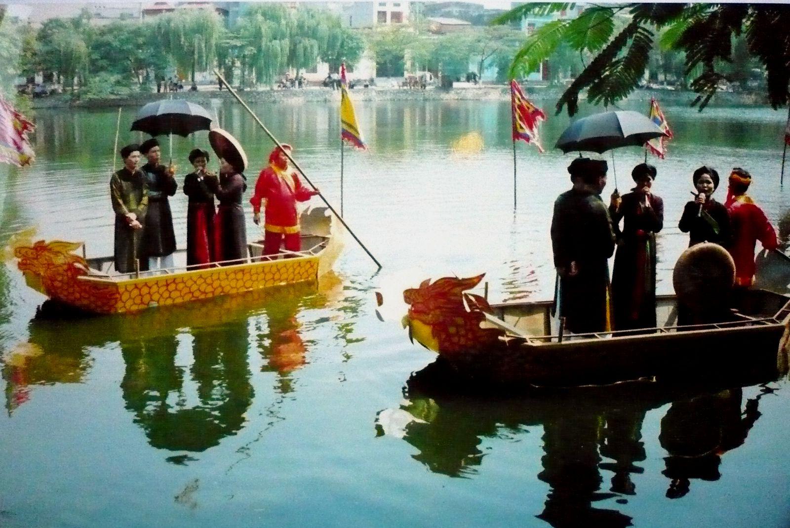 Hát đôi trên thuyền trong Hội Lim
