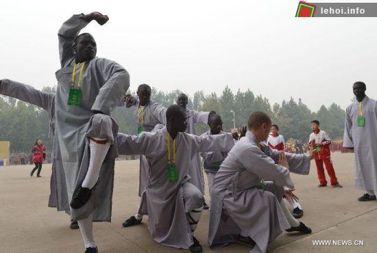 Hoành tráng chương trình khai mạc lễ hội Kungfu ở Trung Quốc ảnh 1