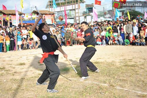 Biểu diễn võ thuật trong ngày hội