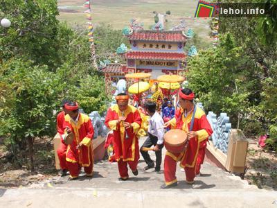 Đặc sắc lễ hội Am Chúa