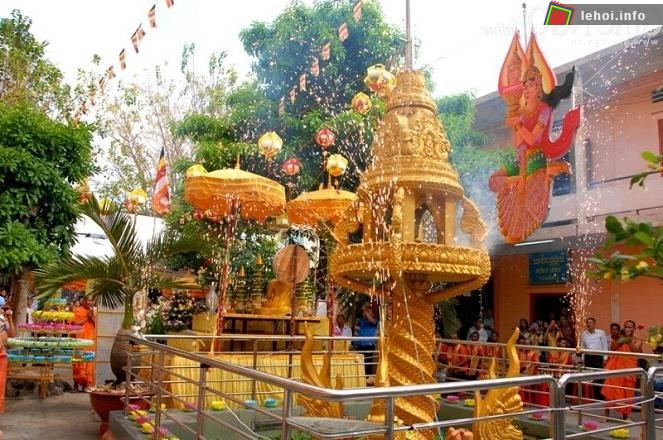 Đặc sắc Tết Chol Chnăm Thmây tại Kiên Giang