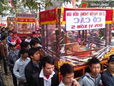 Lễ rước kiệu Cỗ