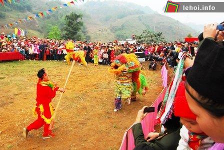 Những trò chơi dân gian trong lễ cúng rừng