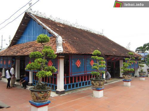 Quang cảnh khu Nhà Lớn trong quần thể kiến trúc Nhà lớn