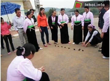Những trò chơ dân gian trong lễ hội Mợi dân tộc Mường