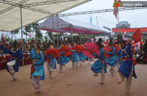 Nhộn nhịp lễ hội Xuân Phả