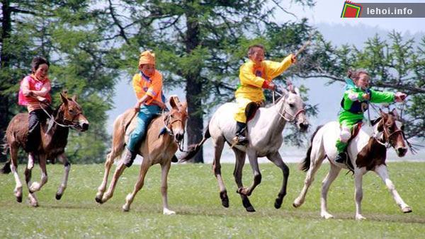 Lễ hội Naadam lớn nhất Mông Cổ ảnh 3