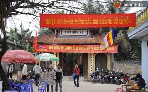 Cổng chùa Dĩnh Kế
