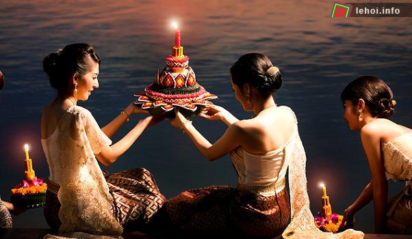Lễ hội Loy Krathong của người Thái Lan ảnh 3