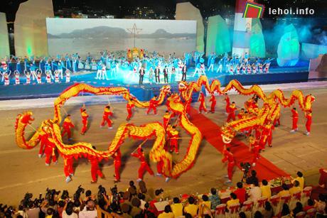 Múa lân trong lễ hội