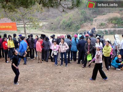 Đánh cừ - trò chơi đậm chất dân gian
