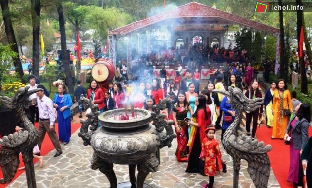 Lễ hội thu hút đông đảo người dân tham gia