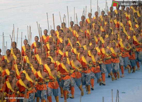 Hoành tráng chương trình khai mạc lễ hội Kungfu ở Trung Quốc ảnh 3