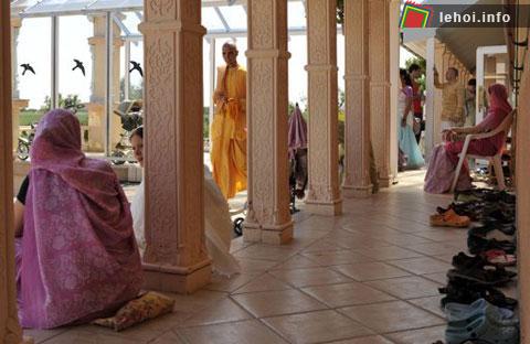 Hungary: Lễ hội thần Krishna. ảnh 4