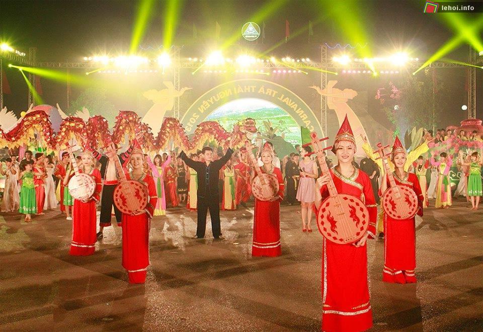 Biểu diễn trong đêm hội Canaval Trà Thái Nguyên: “Mênh mang hương trà Thái”