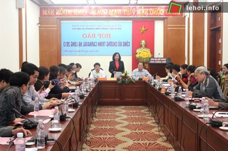 Quang cảnh buổi họp báo