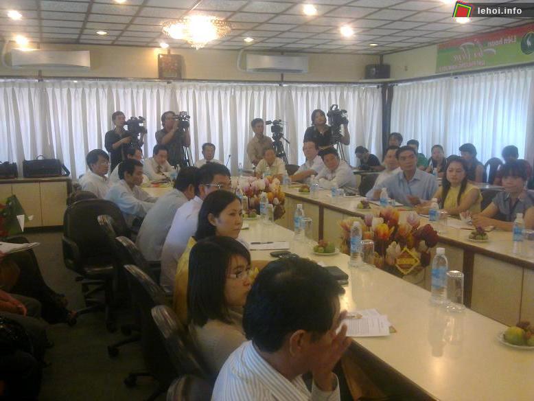 Toàn cảnh buổi họp báo