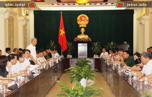Họp kiểm tra công tác chuẩn bị tổ chức Lễ hội Hoa phượng đỏ Hải Phòng