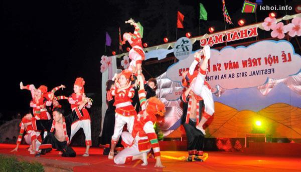 Lễ hội trên mây Sapa 2012