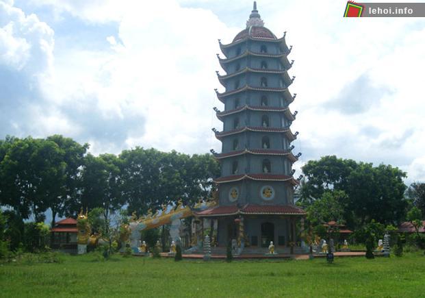 Quần thể Di tích lịch sử - văn hóa Tướng công Đại vương Lê Trung Giang, xã Hoằng Ngọc, Hoằng Hóa, Thanh Hóa