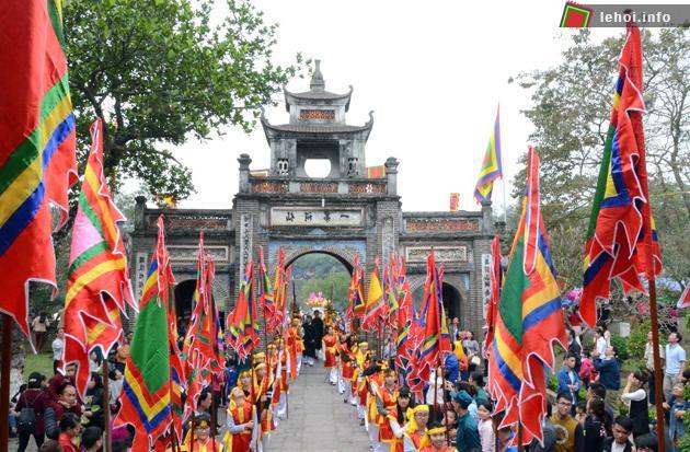 Nghi thức lễ – tế – rước của Bát xã Loa Thành