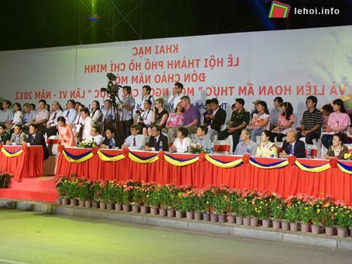 Các đại biểu tham dự Lễ hội Chào năm mới 2012&nbsp;