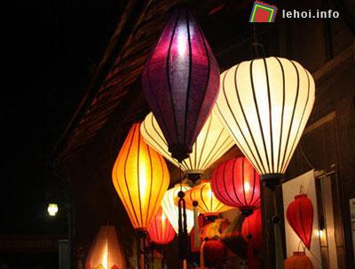 Hội An : Lễ hội Đèn lồng đón Xuân Nhâm Thìn ảnh 1