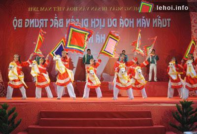 Biểu diễn ca nhạc truyền thống