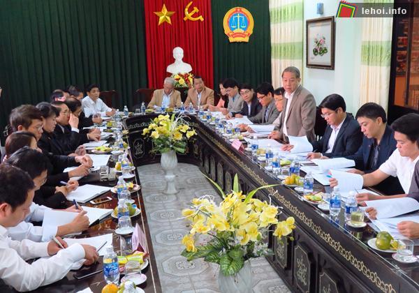Quang cảnh buổi họp